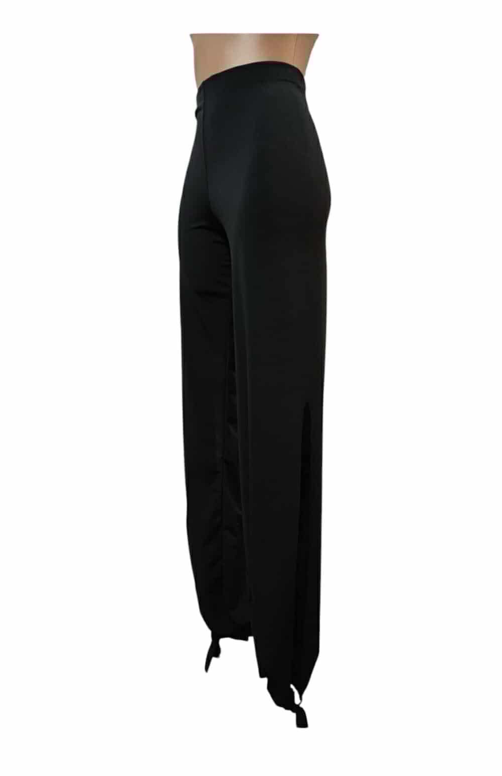 Trousers with a rip on the side