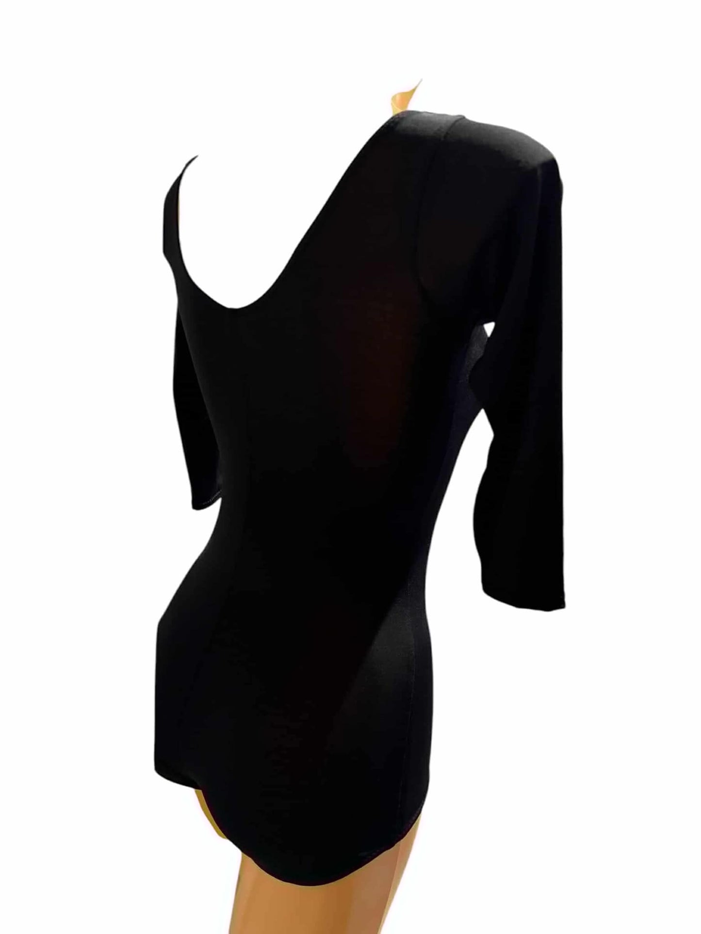 Body with mesh